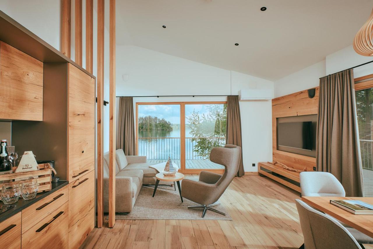 Chalet Resort Seenland Steinberg am See エクステリア 写真